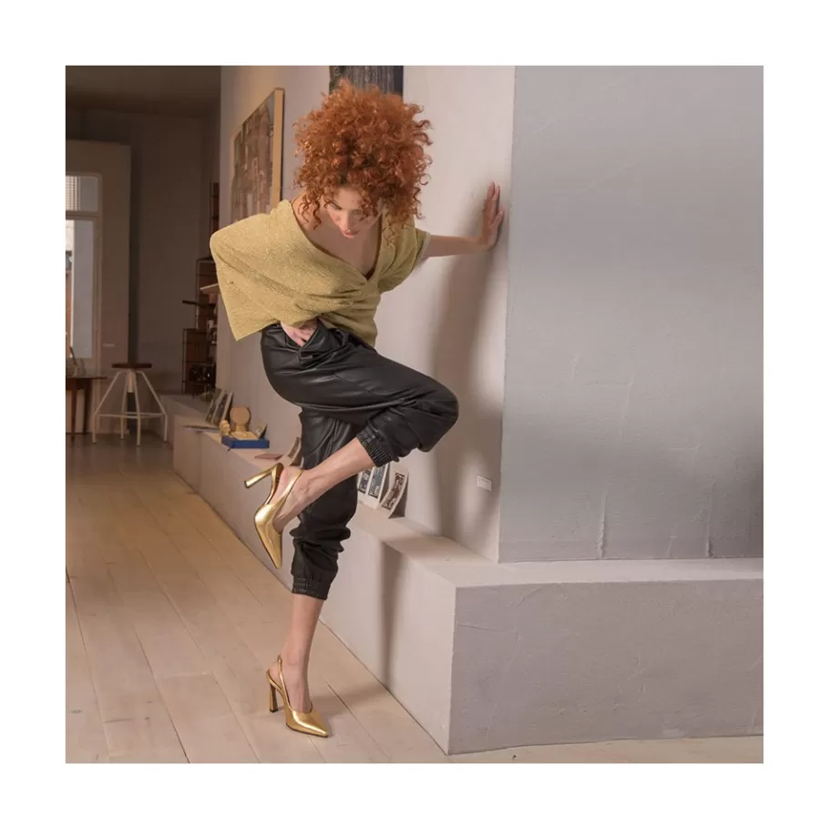 Last Units<Ángel Alarcón Aina - Metallic Leather Sling-Back Pointed Toe Stiletto
