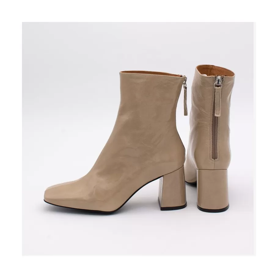 Boots And Booties<Ángel Alarcón Aland - Women S Square Toe Shiny Leather Booties, Wide Heel And Zip