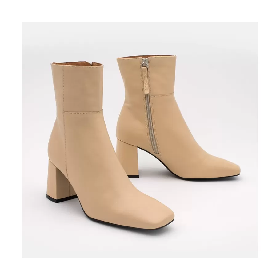Last Units<Ángel Alarcón Enya - Leather Ankle Boots With Block Heel