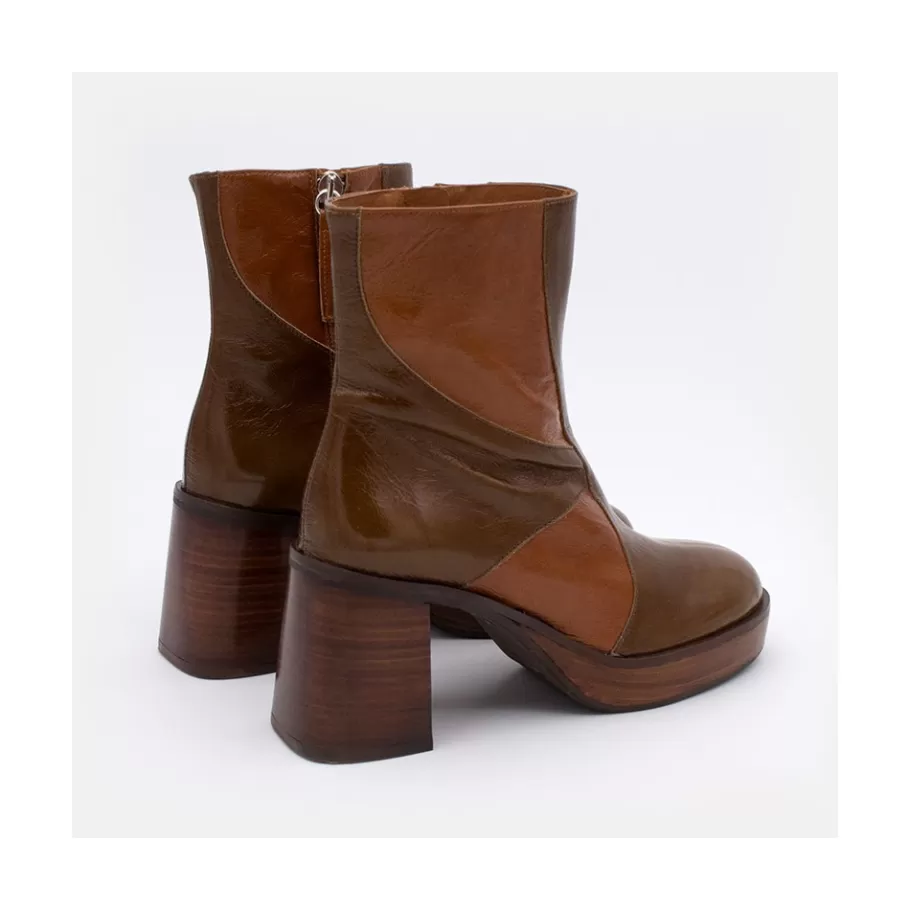 Last Units<Ángel Alarcón Ingrid - Shiny Leather Ankle Boots With Wood Block Heel & Platform