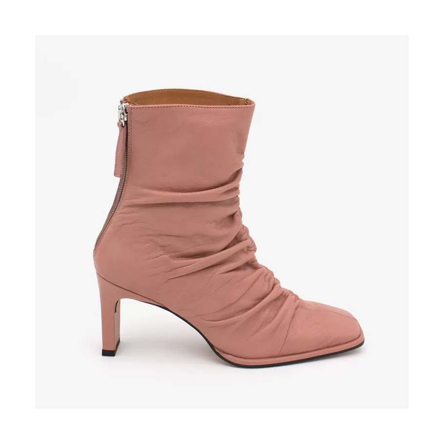Heeled Shoes<Ángel Alarcón Janet - Wrinkled Leather Heeled Ankle Boots