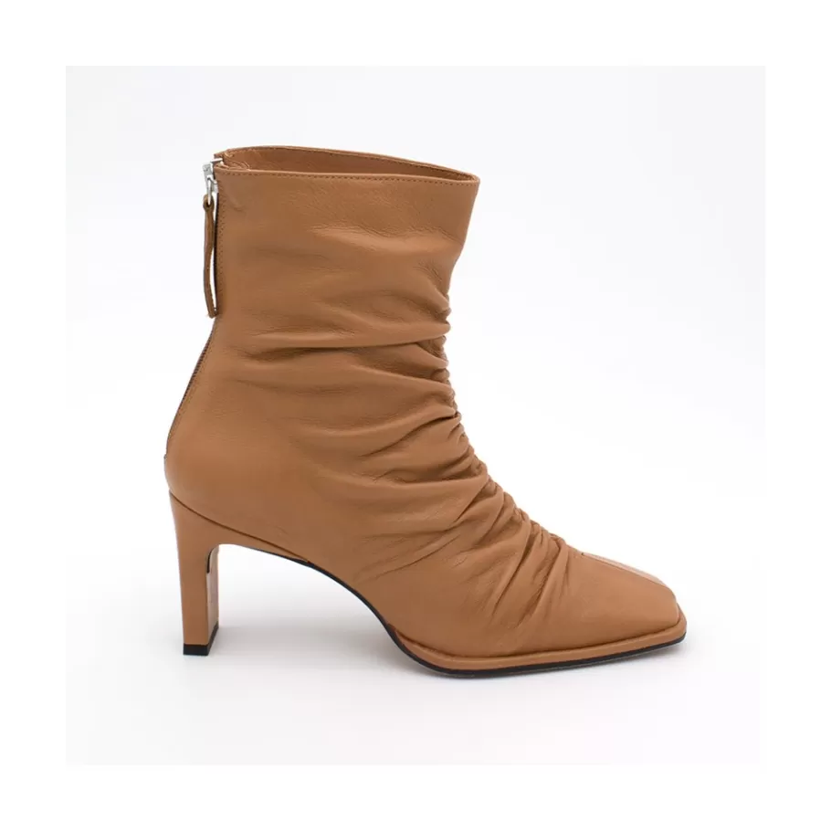 Heeled Shoes<Ángel Alarcón Janet - Wrinkled Leather Heeled Ankle Boots