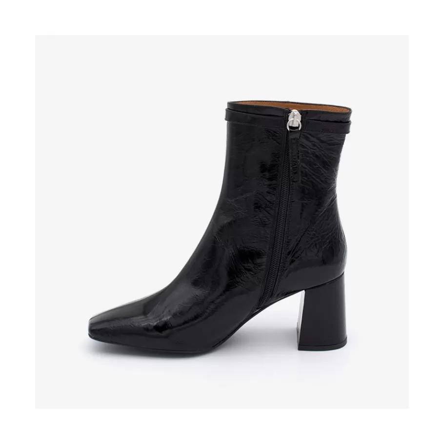 Boots And Booties<Ángel Alarcón Jantar - Heeled Shiny Leather Booties With Square Toe & Zipper