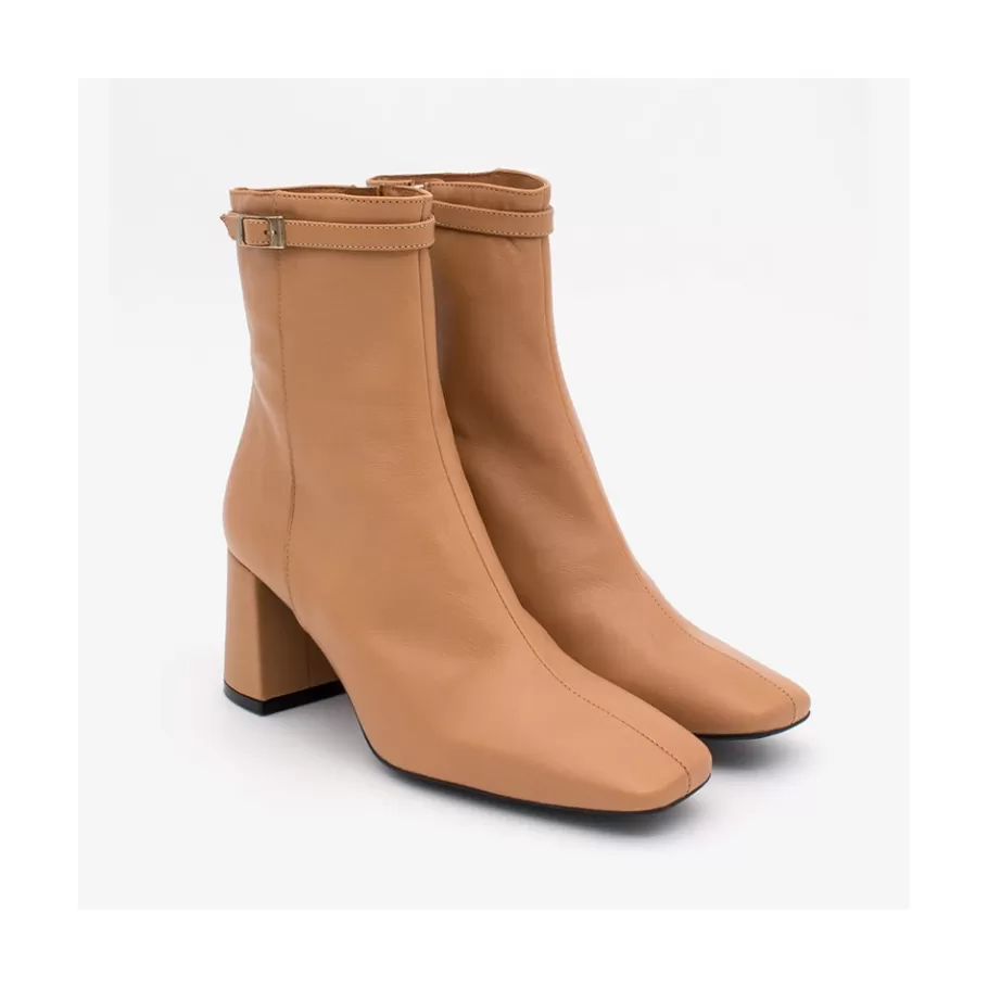 Boots And Booties<Ángel Alarcón Jantar - Heeled Shiny Leather Booties With Square Toe & Zipper