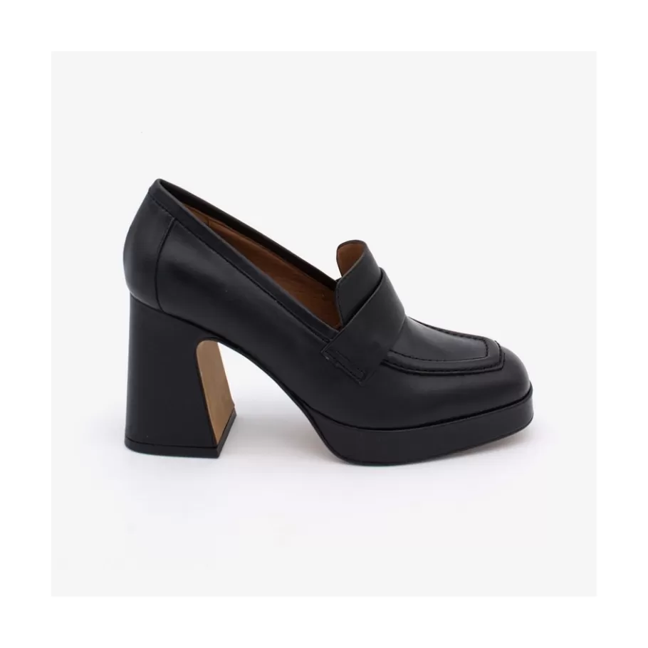 Heeled Shoes<Ángel Alarcón Pinay - Leather Women S Moccasin With Block Heel And Platform