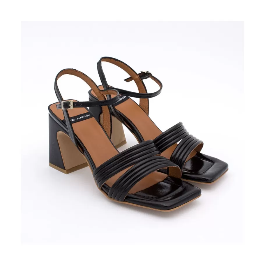 Last Units<Ángel Alarcón Robyn - Shiny Leather Strap Sandals With High Heels