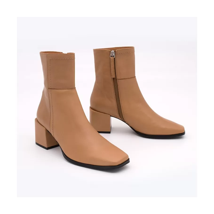 Last Units<Ángel Alarcón Twain - Comfortable Leather Medium Heel Ankle Boots With Stitching