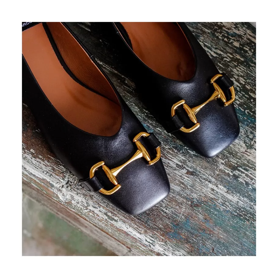 Last Units<Ángel Alarcón Vixen - Leather Flat With Metallic Ornament